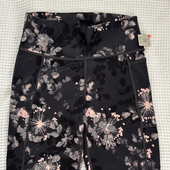 Sweaty Betty Black and Pink Floral Leggings - Picture 1 of 5